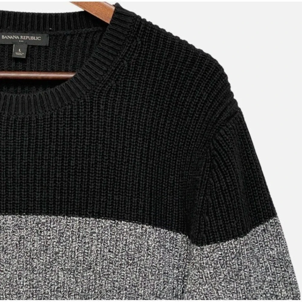 Banana Republic Sweater Mens Large Black Grey Colorblock Wool Blend Excellent